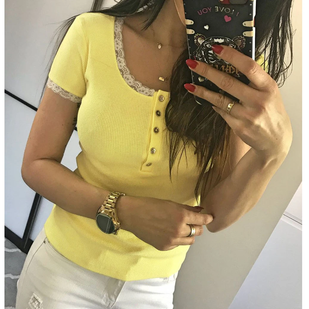 Summer Sweet Lace Patchwork Elegant Women T-shirts Sexy Scoop Neck Buttons Tee Shirt Female Casual Basic shirt Blusas Tops GV325
Summer Sweet Lace Patchwork Elegant Women T-shirts Sexy Scoop Neck Buttons Tee Shirt Female Casual Basic shirt Blusas Tops GV325