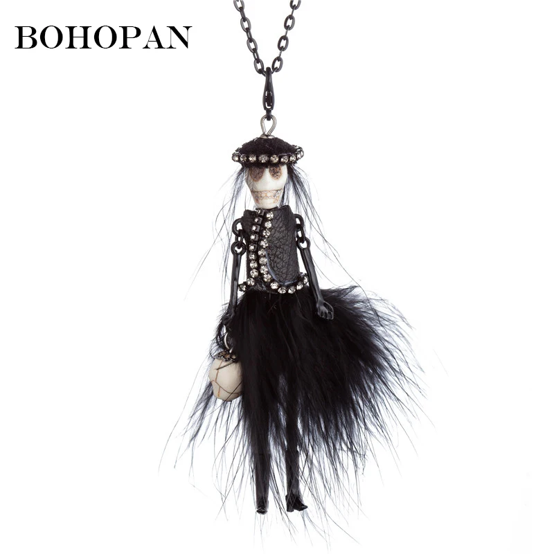 Skull Doll Necklace Black Red Fur Feather Cloth Figure Pendants Necklaces Halloween Gift Statement Jewelry Accessories Bijoux
Skull Doll Necklace Black Red Fur Feather Cloth Figure Pendants Necklaces Halloween Gift Statement Jewelry Accessories Bijoux