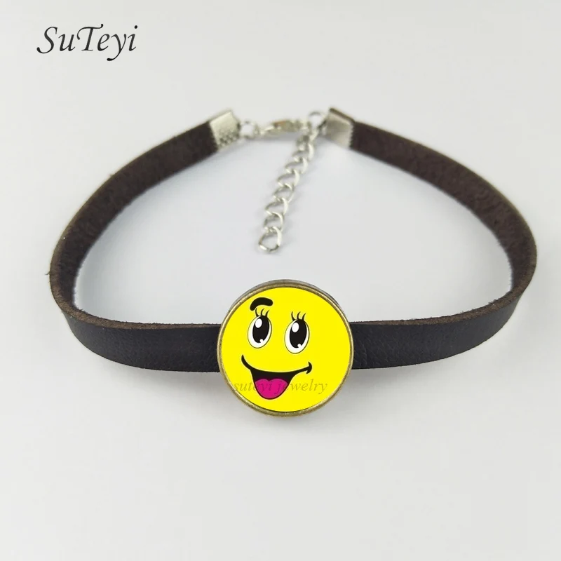 SUTEYI 2017 Fashion Smiling Face Round Glass Leather Bracelet Expression Pattern Adjustable Bracelets & Bangles Children Jewelry
SUTEYI 2017 Fashion Smiling Face Round Glass Leather Bracelet Expression Pattern Adjustable Bracelets & Bangles Children Jewelry