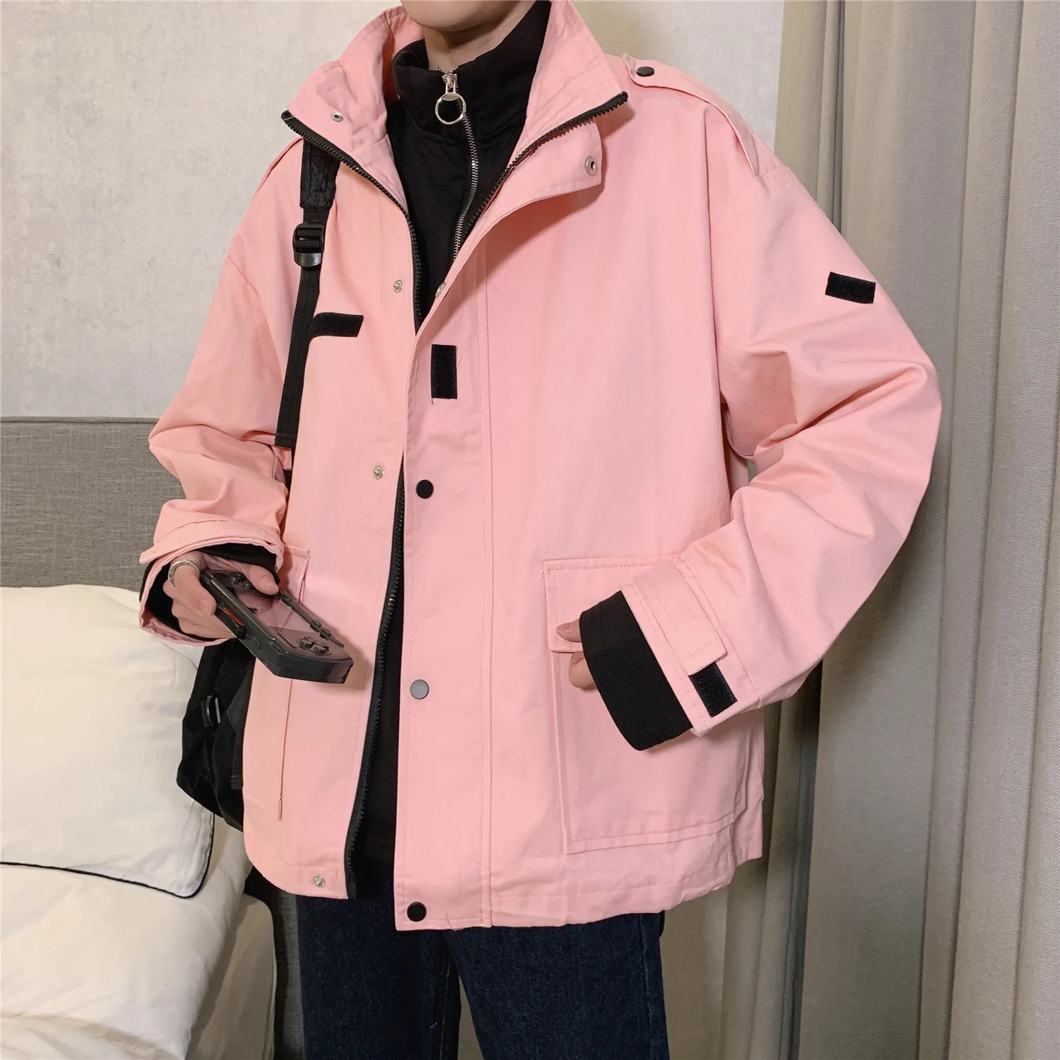 MIXCUBIC 2019 new Autumn Korean style pink cargo jackets men casual loose Standing collar cargo jackets for men size M-5XL
MIXCUBIC 2019 new Autumn Korean style pink cargo jackets men casual loose Standing collar cargo jackets for men size M-5XL