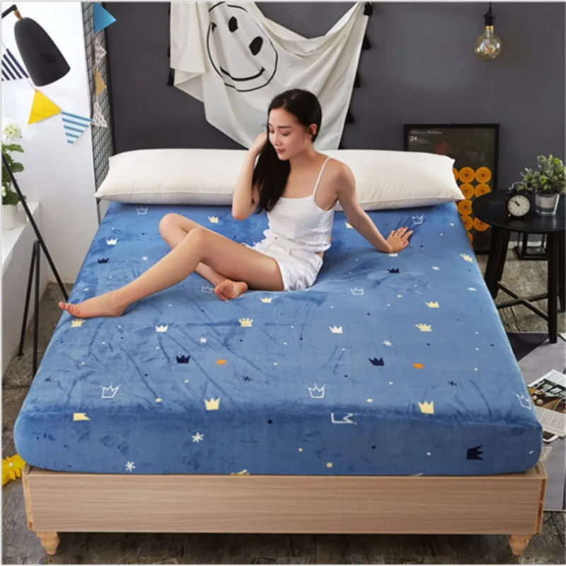 1pcs bed spread winter Upset to keep warm cartoon bedding flannel Bed sheet/bedspread size 100*200/120*200/150*200/180*200cm
1pcs bed spread winter Upset to keep warm cartoon bedding flannel Bed sheet/bedspread size 100*200/120*200/150*200/180*200cm