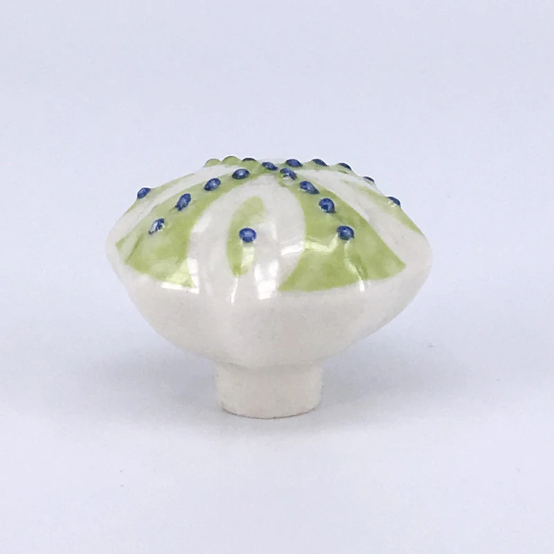 10PCS 35mm Pastoral Furniture Accessories Ceramic Cupboard pulls Kitchen Drawer Cabinet Handles Knob
10PCS 35mm Pastoral Furniture Accessories Ceramic Cupboard pulls Kitchen Drawer Cabinet Handles Knob