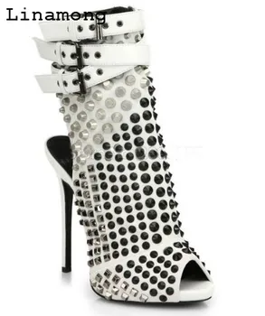 2018 spring and summer peep toe thin heel high heel with buckle strap and rivet decoration Lulu heel short boots
2018 spring and summer peep toe thin heel high heel with buckle strap and rivet decoration Lulu heel short boots