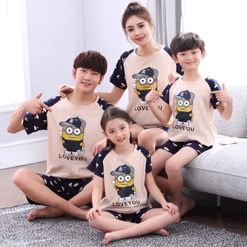 Boys Summer Pajamas Sets Family Matching Clothes Mother Daughter Pyjamas 100% Cotton Father Son Shirt+shorts Mommy Baby Sets
Boys Summer Pajamas Sets Family Matching Clothes Mother Daughter Pyjamas 100% Cotton Father Son Shirt+shorts Mommy Baby Sets