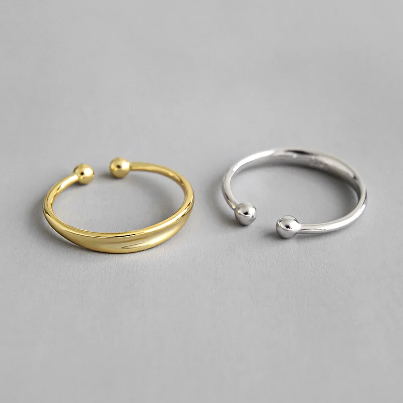 Real 925 sterling silver circle clip on earrings for women, minimalist clip earrings without piercing ear cuff earrings jewelry
Real 925 sterling silver circle clip on earrings for women, minimalist clip earrings without piercing ear cuff earrings jewelry