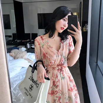 New Korean-Style Sweet Temperament Women Basic V-neck Put on a Large Style Dress Chinese style temperament women's clothing
New Korean-Style Sweet Temperament Women Basic V-neck Put on a Large Style Dress Chinese style temperament women's clothing