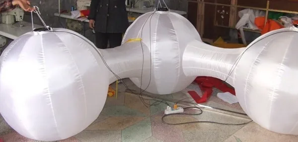 Diameter of each balloon is 1.2m inflatable"M" balloon with colorful led light inside for event decoration
Diameter of each balloon is 1.2m inflatable"M" balloon with colorful led light inside for event decoration