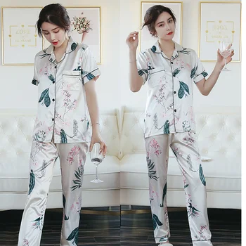 Fashion Women Wear Leisure Clothes 2019 Summer Short Sleeved Silk Women Pajamas Set Women Long Pant Pyjamas Sets Nightwear
Fashion Women Wear Leisure Clothes 2019 Summer Short Sleeved Silk Women Pajamas Set Women Long Pant Pyjamas Sets Nightwear