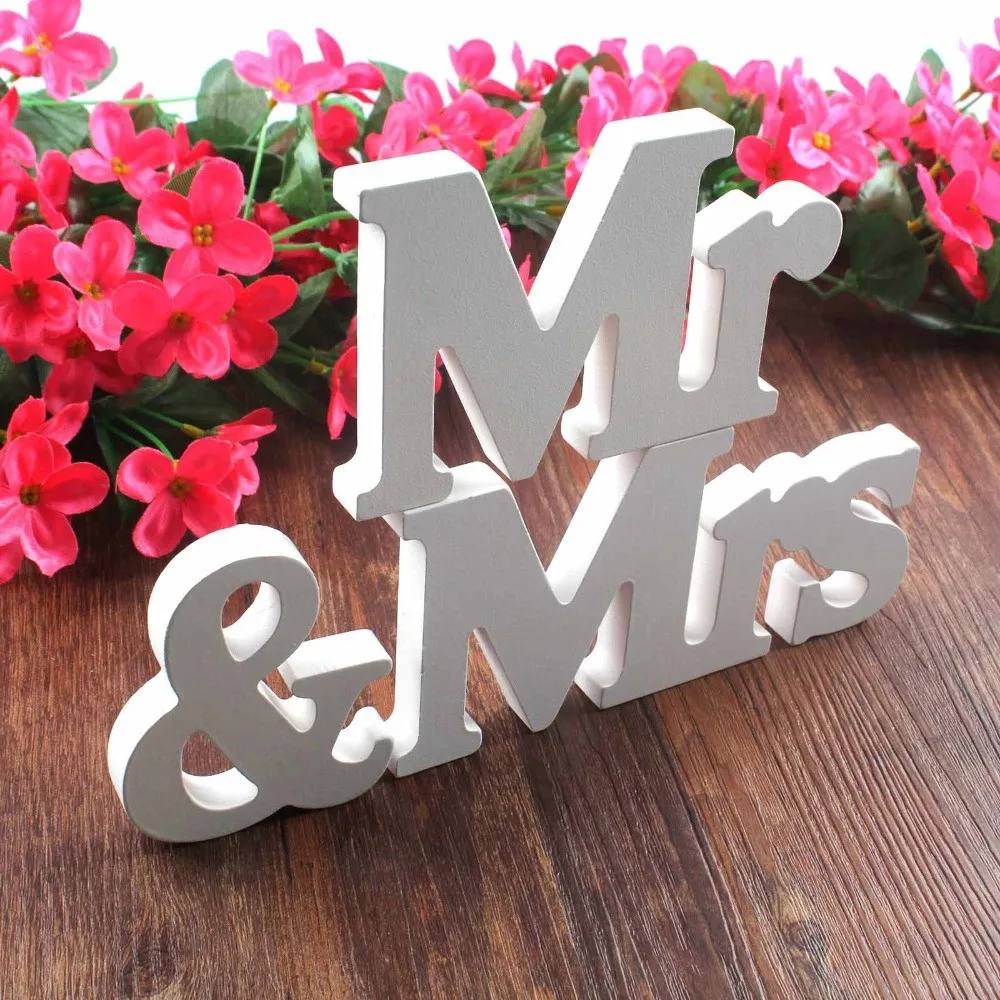 3 pcs/set Mr & Mrs Wedding Decorations Marriage Party Decoration Romantic Pure White letters wedding sign Decor
3 pcs/set Mr & Mrs Wedding Decorations Marriage Party Decoration Romantic Pure White letters wedding sign Decor