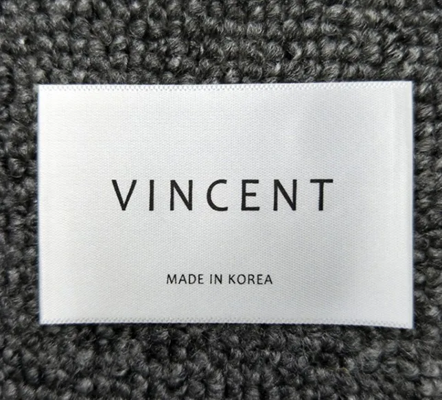 New 10 pieces High grade VINCENT clothing Overcoat label jacket coat tag Sweater shirt labels Weaving collar tags free shipping
New 10 pieces High grade VINCENT clothing Overcoat label jacket coat tag Sweater shirt labels Weaving collar tags free shipping