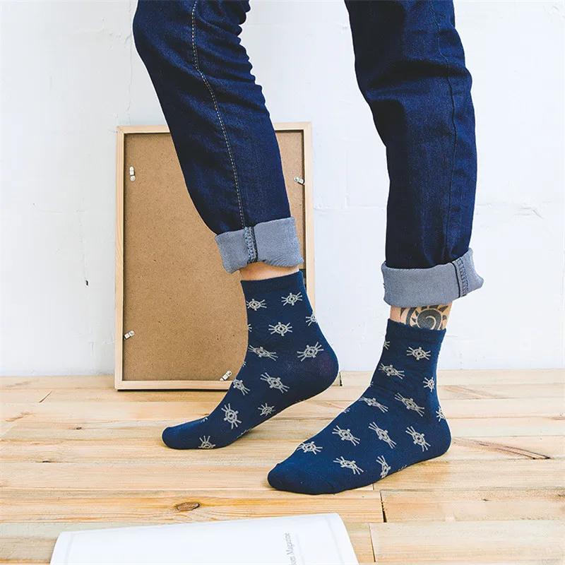2019 NEW Men Socks Cotton Casual Hit Color Dot Striped Long Funny Sock Warm harajuku mens dress socks gifts for men
2019 NEW Men Socks Cotton Casual Hit Color Dot Striped Long Funny Sock Warm harajuku mens dress socks gifts for men