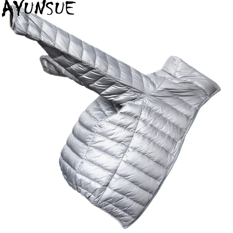 AYUNSUE Ultra Light Down Jacket Men Thin Short Coat Plus Size Autumn Winter Jacket Men Fashions Parka Abrigos Para Hombre KJ740
AYUNSUE Ultra Light Down Jacket Men Thin Short Coat Plus Size Autumn Winter Jacket Men Fashions Parka Abrigos Para Hombre KJ740