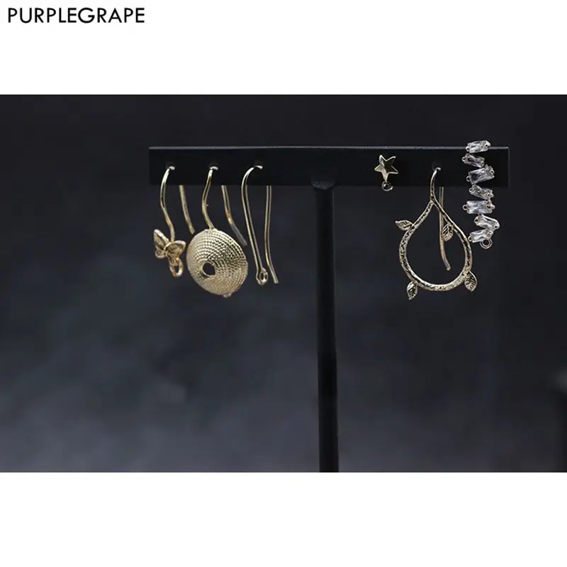 PURPLEGRAPE DIY earrings material Copper plated 18K gold literary style long U-shaped butterfly a pack of 1
PURPLEGRAPE DIY earrings material Copper plated 18K gold literary style long U-shaped butterfly a pack of 1