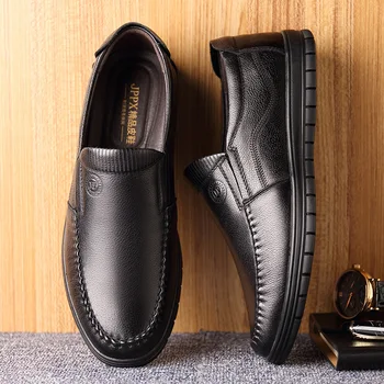 Factory direct totem and cuffed decorative men's leather casual shoes super soft and comfortable set of feet dad shoes male
Factory direct totem and cuffed decorative men's leather casual shoes super soft and comfortable set of feet dad shoes male