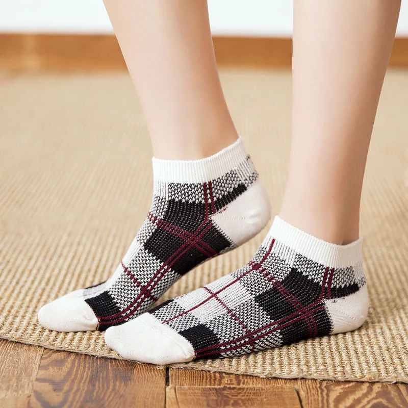 Miya Mona Warm Knitting Plaid Socks Spring Autumn Winter Women Vintage England Short Thick Ladies White Black | Женская одежда