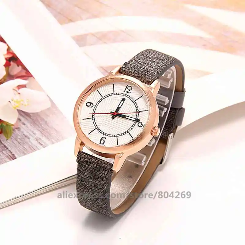 Wholesale New Hot Women Men Dial Student Rose Gold Case Watch Neutral Leather Quartz Wristwatch New Women Dress Watches 919890
Wholesale New Hot Women Men Dial Student Rose Gold Case Watch Neutral Leather Quartz Wristwatch New Women Dress Watches 919890