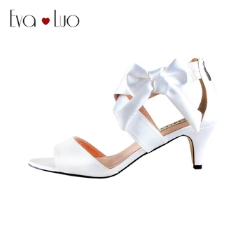 CHS640 DHL Express Low Heel White Bowtie Satin Dress Sandals Bridal Wedding Shoes Dress Sandals Custom Made Women Shoes
CHS640 DHL Express Low Heel White Bowtie Satin Dress Sandals Bridal Wedding Shoes Dress Sandals Custom Made Women Shoes