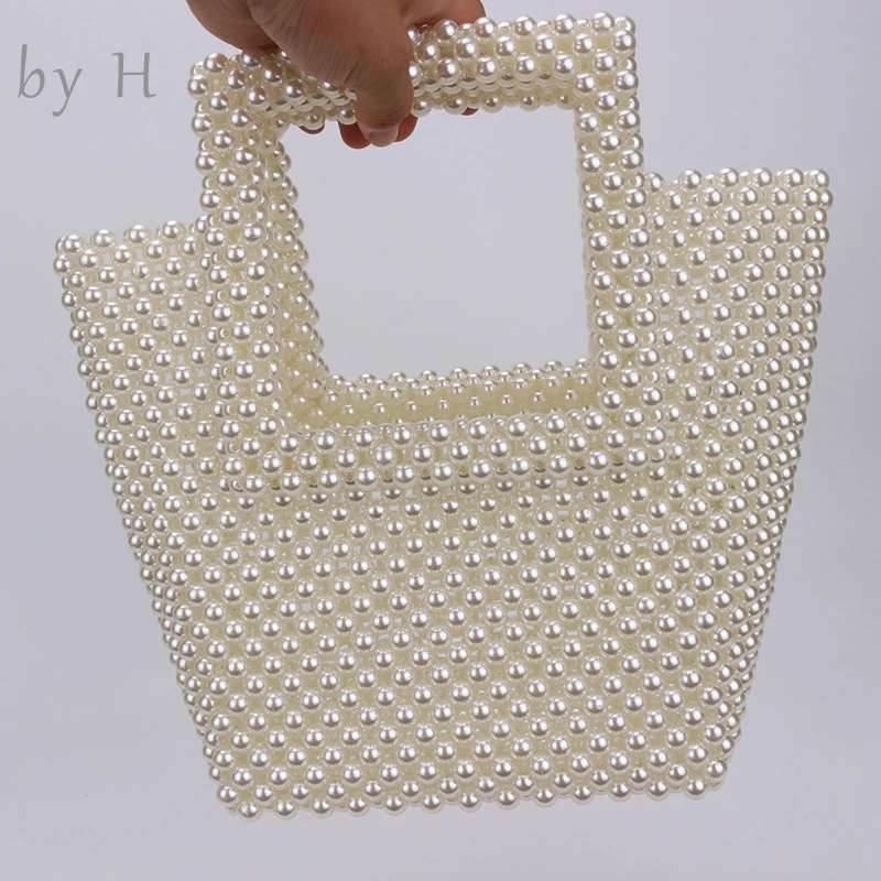 by H 2019 new vacation vibes handmade vintage pearl bag womens beaded chic square handbag ins bloggers recomended evening bag
by H 2019 new vacation vibes handmade vintage pearl bag womens beaded chic square handbag ins bloggers recomended evening bag