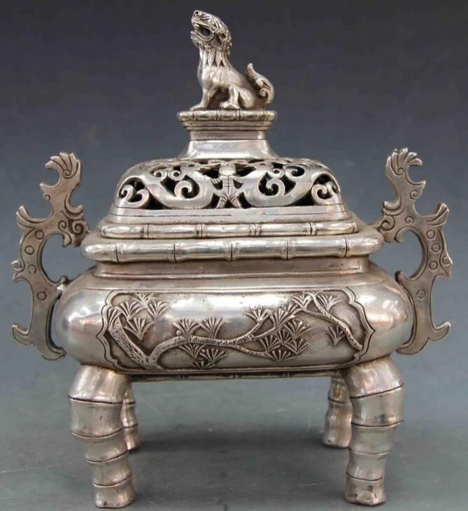 Collectible bronze lion statue S0680 Chinese Buddhism White Copper Silver Plum flower Foo Dog Censer incense burner B0403
Collectible bronze lion statue S0680 Chinese Buddhism White Copper Silver Plum flower Foo Dog Censer incense burner B0403