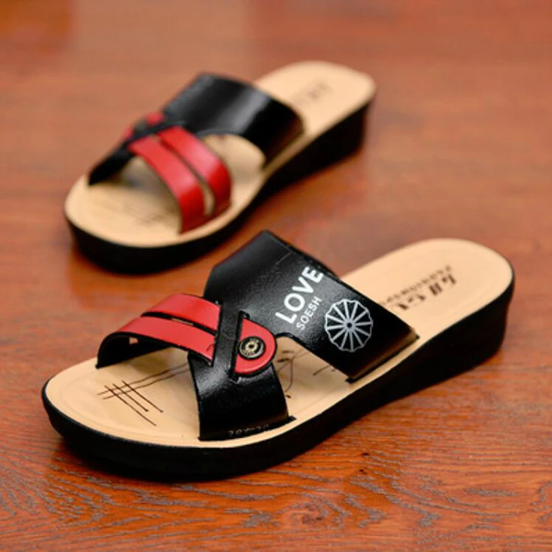 New Arrival Solid Women Summer Slippers Flip Flops Genuine Leather Slippers Ladies Slip on Flats Clogs Shoes Woman sneakers W01
New Arrival Solid Women Summer Slippers Flip Flops Genuine Leather Slippers Ladies Slip on Flats Clogs Shoes Woman sneakers W01