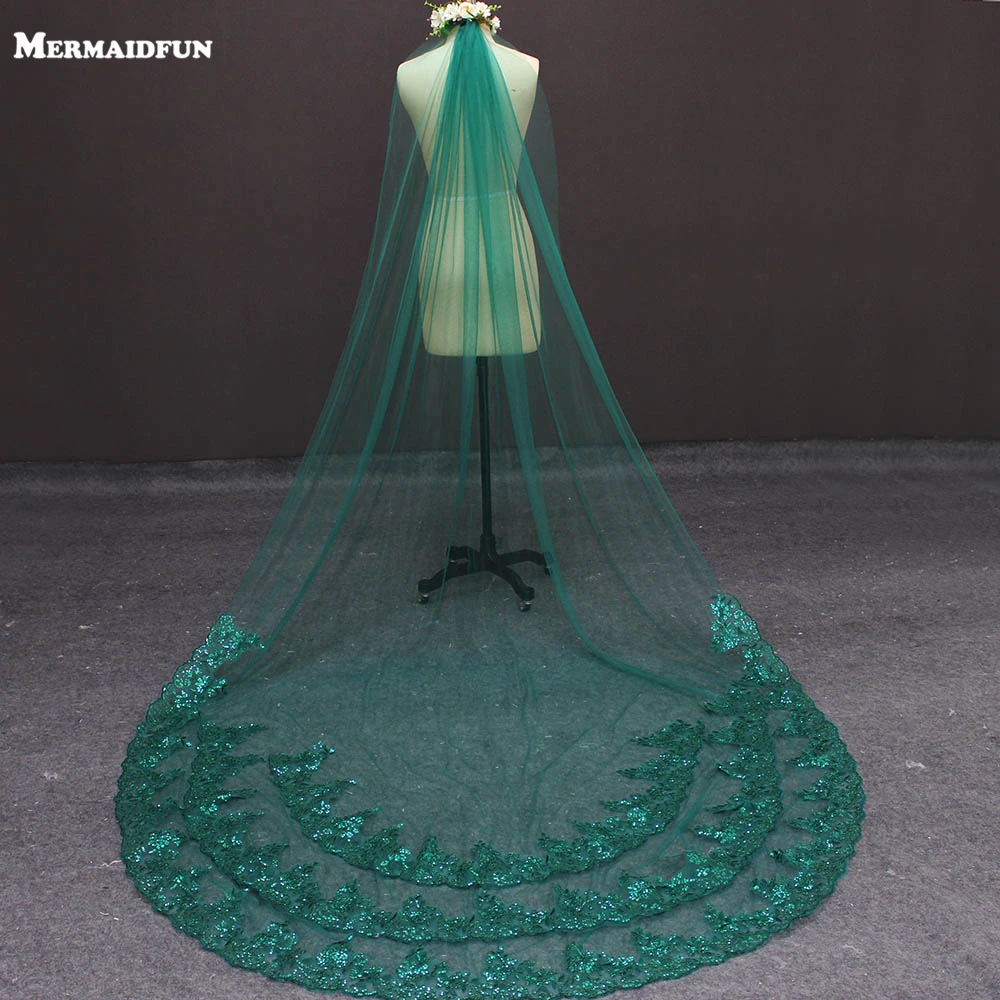 2019 Real Images One Layer Bling Lace at Bottom Gree Bridal Veils with Comb Beautiful Colorful Wedding Veil
2019 Real Images One Layer Bling Lace at Bottom Gree Bridal Veils with Comb Beautiful Colorful Wedding Veil