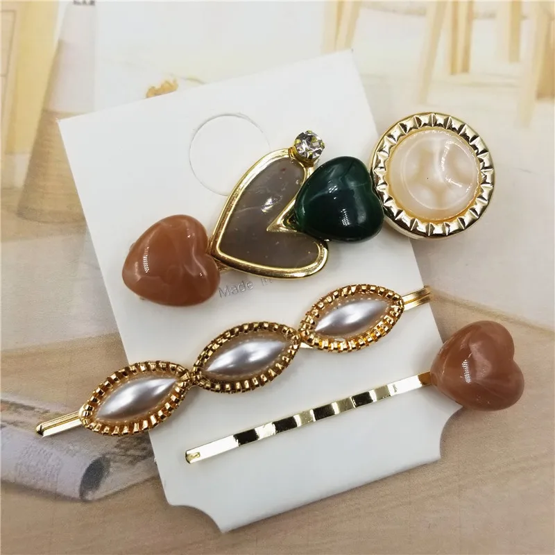 Metal Hairpins Acrylic Hair Clips Vintage Hair Accessories Imitation Pearl Popular Resin Korean Beads 3PCS/Set For Women
Metal Hairpins Acrylic Hair Clips Vintage Hair Accessories Imitation Pearl Popular Resin Korean Beads 3PCS/Set For Women
