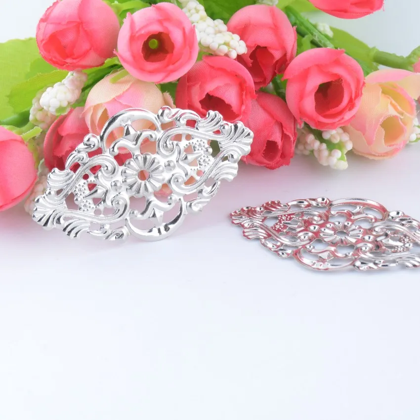 15Pcs Silver Tone Filigree Flower Wraps Connectors Metal Crafts Decoration DIY Findings Connectors 5.4x3.2cm
15Pcs Silver Tone Filigree Flower Wraps Connectors Metal Crafts Decoration DIY Findings Connectors 5.4x3.2cm