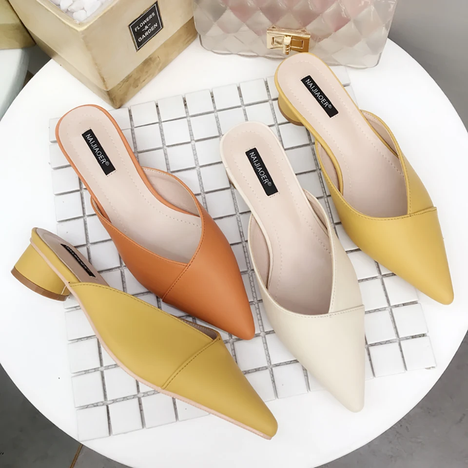 Pointed Toe Women Slippers Slip On Mules Shoes Fashion Casual Low Heeled Super Soft Cover Toe Round Heels Korea Style Size 35-39
Pointed Toe Women Slippers Slip On Mules Shoes Fashion Casual Low Heeled Super Soft Cover Toe Round Heels Korea Style Size 35-39