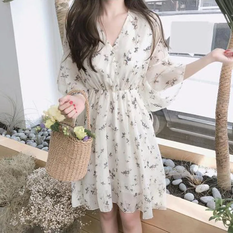 Women Sweet Boho Chiffon Mini Dress Summer OL Korean Style Casual Short Dress Party Beach Style Sundress
Women Sweet Boho Chiffon Mini Dress Summer OL Korean Style Casual Short Dress Party Beach Style Sundress