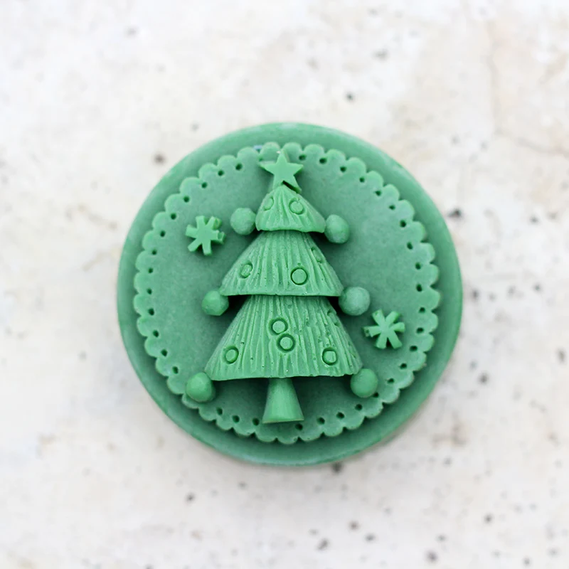 Nicole Silicone Soap Mold Creative Christmas Tree Shape DIY Chocolate Candy Craft Decorating Tools
Nicole Silicone Soap Mold Creative Christmas Tree Shape DIY Chocolate Candy Craft Decorating Tools