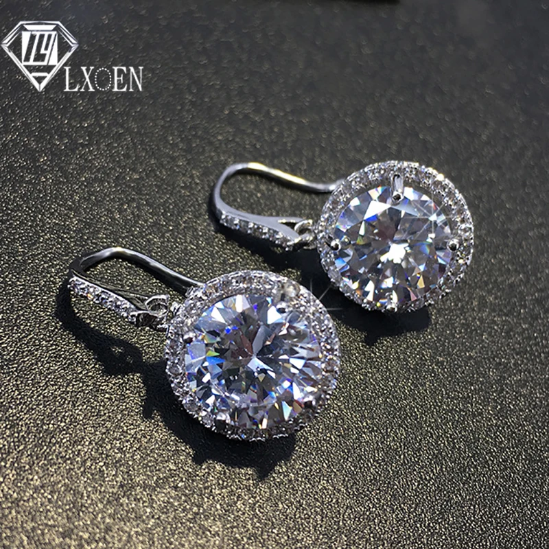 Luxury Fashion Round Zirconia Hoop Earrings for Women White Gold Color Simple Small Hoops Earings for Party Jewelry Accessories
Luxury Fashion Round Zirconia Hoop Earrings for Women White Gold Color Simple Small Hoops Earings for Party Jewelry Accessories