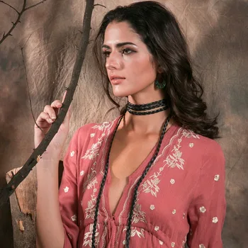 2017 Black/Brown PU Leather Choker Adjustable Necklace Fashion Tassel Double Handmade Braided Fabric Necklace for Women MYC03002
2017 Black/Brown PU Leather Choker Adjustable Necklace Fashion Tassel Double Handmade Braided Fabric Necklace for Women MYC03002