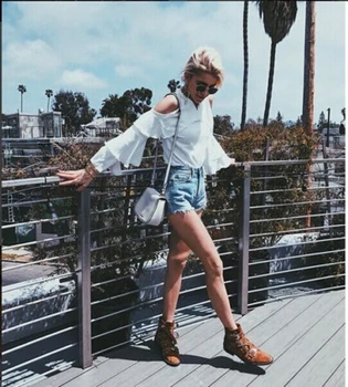 2017 new fashion autumn Women Blouse Casual Shirt long flare sleeve ruffles off shoulder halter solid loose shirt blouse
2017 new fashion autumn Women Blouse Casual Shirt long flare sleeve ruffles off shoulder halter solid loose shirt blouse