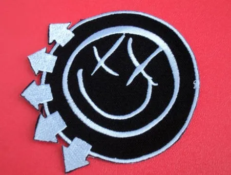 BLINK 182 SMILEY FACE Music Band Punk Rock Embroidered NEW IRON ON and SEW ON Patch Heavy Metal Custom design patch available
BLINK 182 SMILEY FACE Music Band Punk Rock Embroidered NEW IRON ON and SEW ON Patch Heavy Metal Custom design patch available