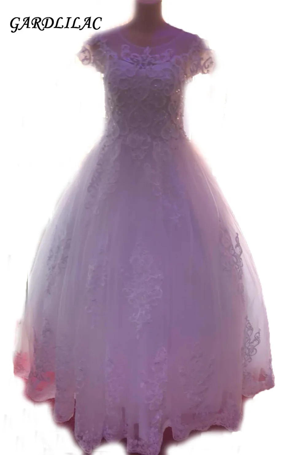 2019 Real White Ball Gown Wedding dresses Lace Appliques Ball Gown Tulle Pears Casual Wedding dress plus size Robe de marie
2019 Real White Ball Gown Wedding dresses Lace Appliques Ball Gown Tulle Pears Casual Wedding dress plus size Robe de marie