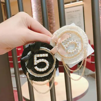 Luxury Hairless Bow Tassel Brooches Digital Geometric Black White Cloth Pearl Brooch For Woman
Luxury Hairless Bow Tassel Brooches Digital Geometric Black White Cloth Pearl Brooch For Woman