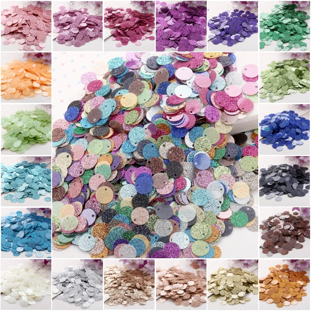600pcs 10mm Sequins with Flash Powder 1cm PVC Glitter Sequin Paillette Sewing Craft with 1 Side Hole New Accessories for Garment
600pcs 10mm Sequins with Flash Powder 1cm PVC Glitter Sequin Paillette Sewing Craft with 1 Side Hole New Accessories for Garment