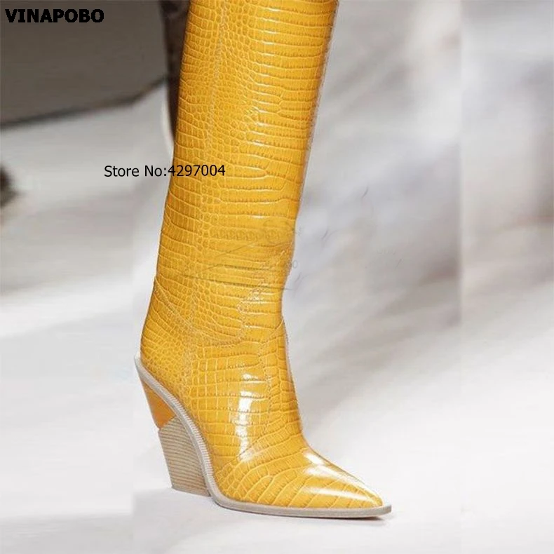 1Pink-Snake-Print-Women-Boots-2018-Pointed-Toe-Knee-high-Boots-Block-Heel-Mid-Calf-Riding (3)