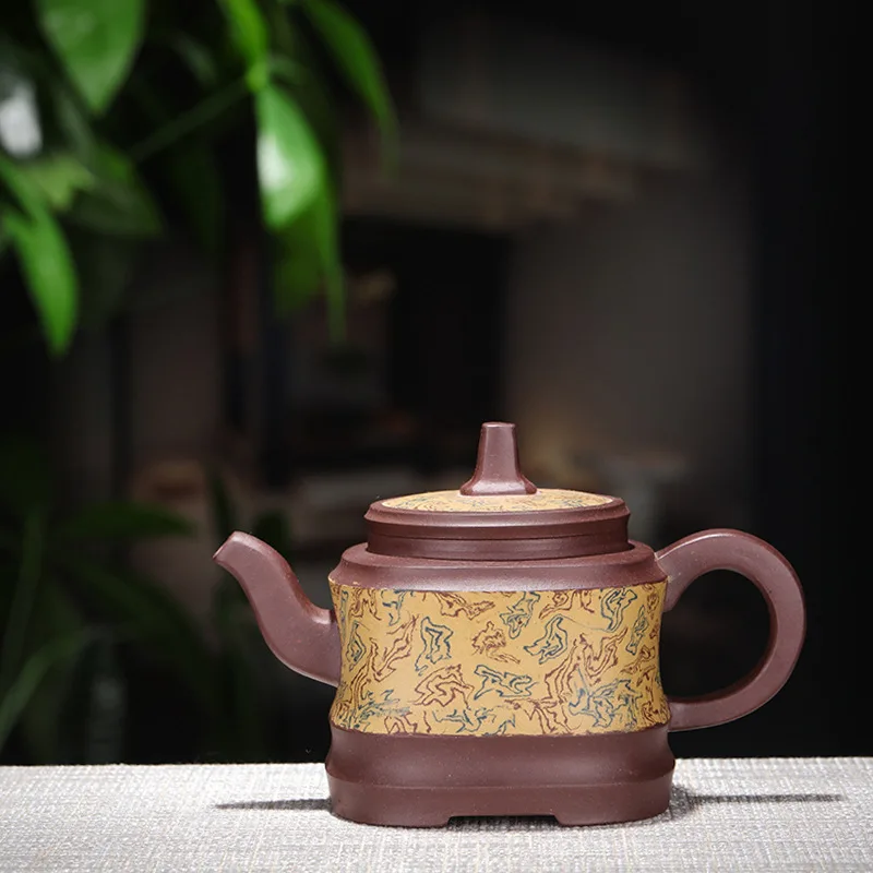 Yixing Dark-red Enameled Pottery Teapot Raw Ore Famous Pure Full Manual Wring Mud Square Gift
Yixing Dark-red Enameled Pottery Teapot Raw Ore Famous Pure Full Manual Wring Mud Square Gift