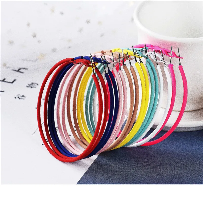 1Pair 5/6/7cm Fashion Simple Candy Color Big Hoop Earrings European Women Personality Solid Color Circle Earrings Jewelry E291
1Pair 5/6/7cm Fashion Simple Candy Color Big Hoop Earrings European Women Personality Solid Color Circle Earrings Jewelry E291