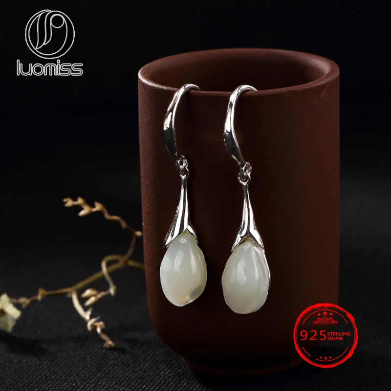 Natural Xinjiang Hetian Magnolia Flower Earrings S925 Silver Accessories for Women Jewelry
Natural Xinjiang Hetian Magnolia Flower Earrings S925 Silver Accessories for Women Jewelry