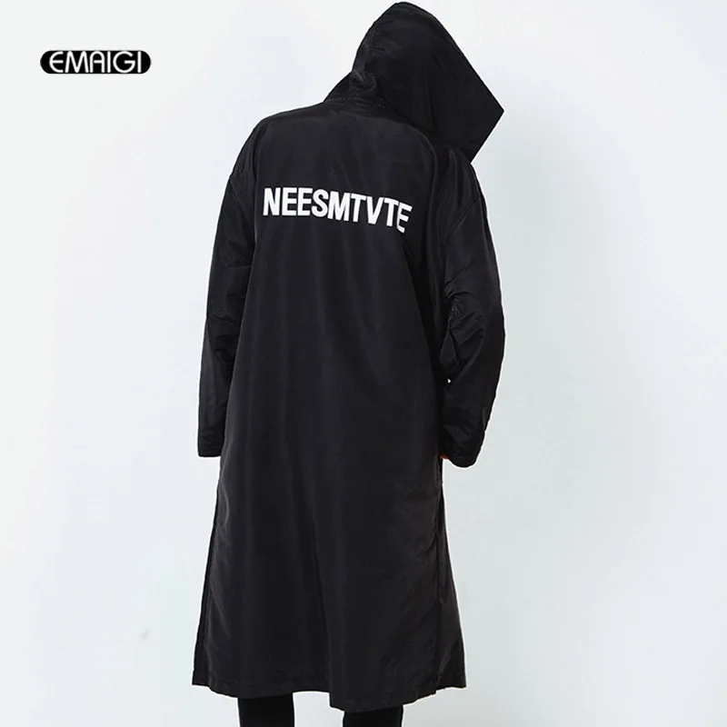 Street Fashion Hiphop Jacket Men Trench Coat Long Cardigan Men Women Casual Hooded Windbreaker Jacket
Street Fashion Hiphop Jacket Men Trench Coat Long Cardigan Men Women Casual Hooded Windbreaker Jacket