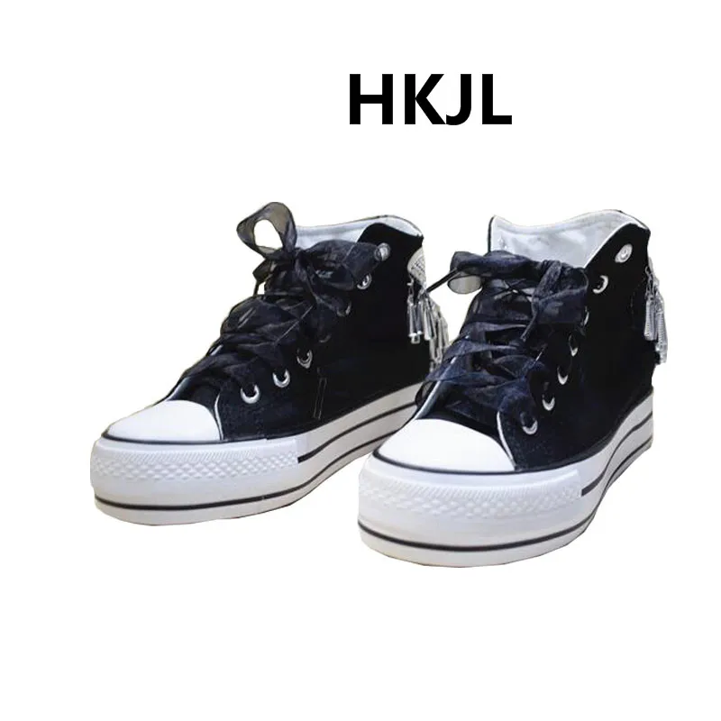 National wind bell high canvas shoes female pure white Harajuku handmade custom white shoes tide
National wind bell high canvas shoes female pure white Harajuku handmade custom white shoes tide