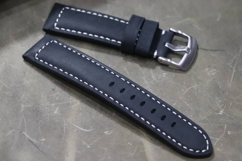 22 24mm high quality Watchbands, for Military Watch, Mountaineering Watch, Leather Strap for Panerai Omega Mido branded watch
22 24mm high quality Watchbands, for Military Watch, Mountaineering Watch, Leather Strap for Panerai Omega Mido branded watch