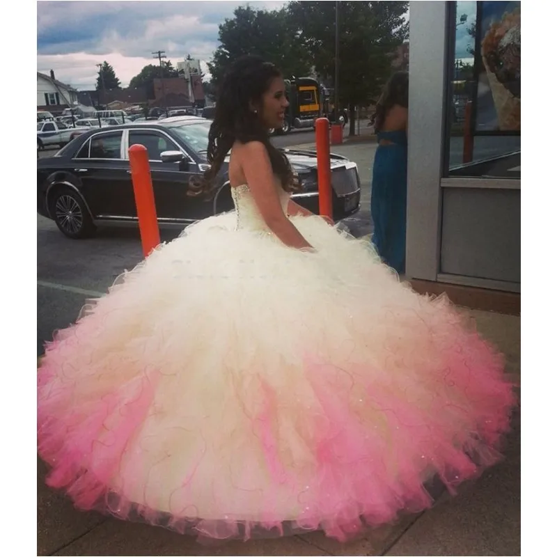 Elegant Sweetheart Ball Gown Quinceanera Dresses For Girls Red Sweetheart Beaded Prom Dress Gown Vestidos De 15 Anos
Elegant Sweetheart Ball Gown Quinceanera Dresses For Girls Red Sweetheart Beaded Prom Dress Gown Vestidos De 15 Anos