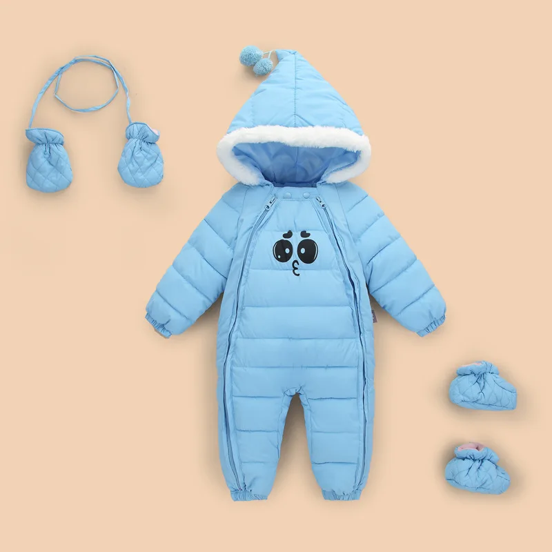 2018 Winter Baby Thicken Cotton Rompers Boys and Girls Overalls Rompers Jumpsuit Newborn Snowsuit Baby Clothes With Gloves Shoe
2018 Winter Baby Thicken Cotton Rompers Boys and Girls Overalls Rompers Jumpsuit Newborn Snowsuit Baby Clothes With Gloves Shoe