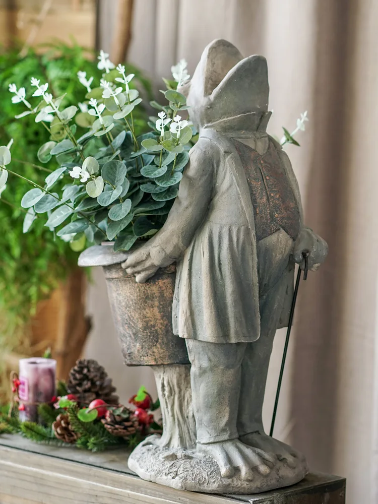 Garden Decor Courtyard Gentleman Frog Holding Hat Flower Pot Garden Park Outdoor Landscape Sculpture Magnesium Oxide Sculpture
Garden Decor Courtyard Gentleman Frog Holding Hat Flower Pot Garden Park Outdoor Landscape Sculpture Magnesium Oxide Sculpture
