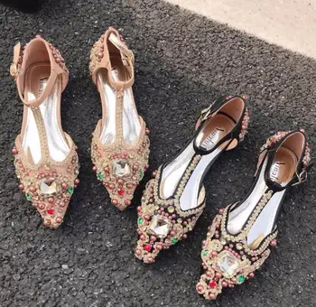 New Fashion Crystal Embellisehd Flat Shoe 2019 Sexy Pointed Toe Woman Wedding Shoe T-strap Rhinestones Dress Shoe
New Fashion Crystal Embellisehd Flat Shoe 2019 Sexy Pointed Toe Woman Wedding Shoe T-strap Rhinestones Dress Shoe