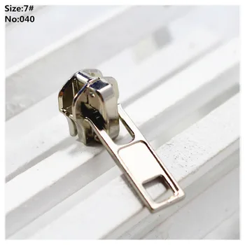 7# 10pcs Wholesale High quality metal silver copper zipper head, clothing accessories,DIY Zipper Sliders Garment Accessories,118
7# 10pcs Wholesale High quality metal silver copper zipper head, clothing accessories,DIY Zipper Sliders Garment Accessories,118