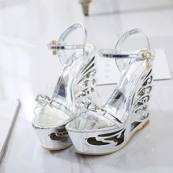 T Platform Ladies Summer Women Wedges Strange High Heels Sandals Woman Transparent Crystal Stone Platforms Sandals 34-40
T Platform Ladies Summer Women Wedges Strange High Heels Sandals Woman Transparent Crystal Stone Platforms Sandals 34-40